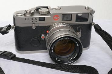 Leica M6 + Leica Summilux-M Titan 1:1.4 50mm -Gebrauchtartikel-